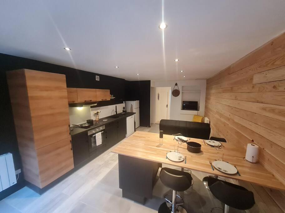 Apartamento L'Escale Charliendine Charlieu Exterior foto